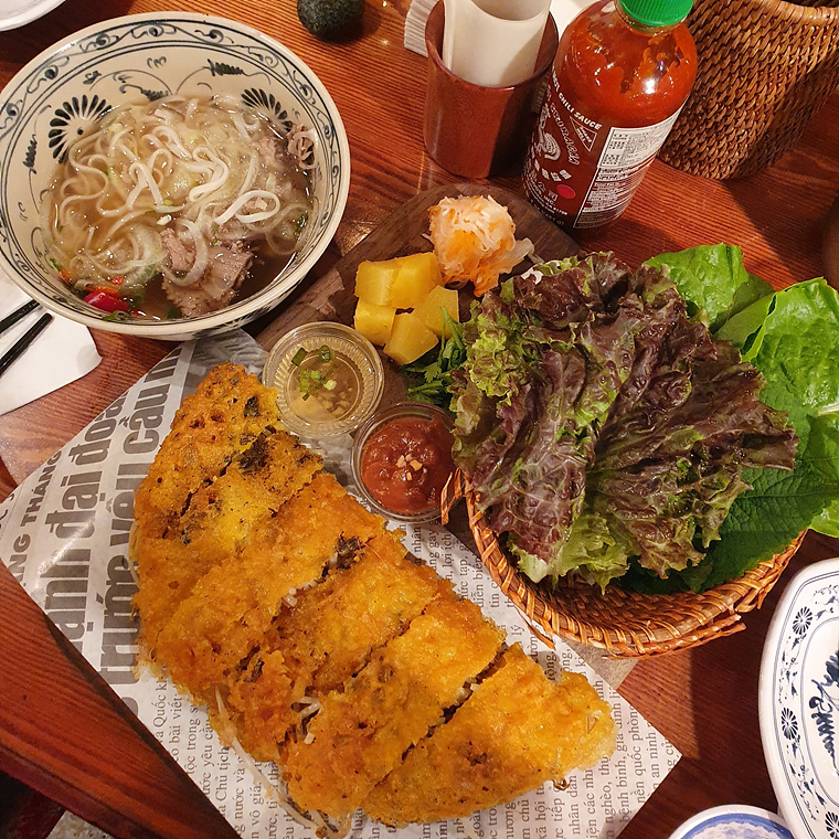 안녕-베트남-반쎄오