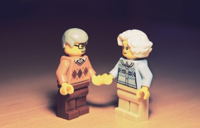 정부 간병비 지원 정책 심층 분석: 환자 가족의 부담은 여전하다