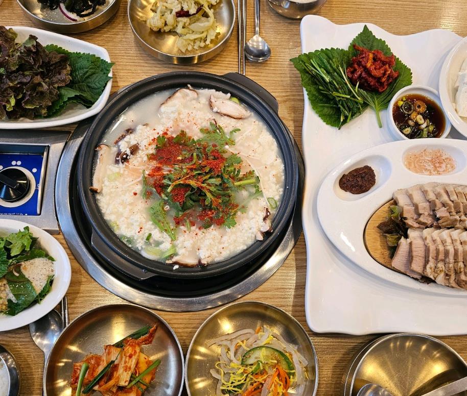 생생정보 기다려야 제맛 두부한상 차림