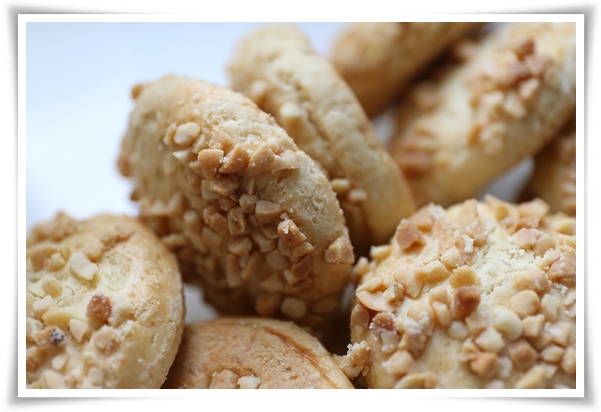 "9월, 땅콩 수확 시작하세요!" 수확 시기/수확/건조/활용법/건강 상 이점