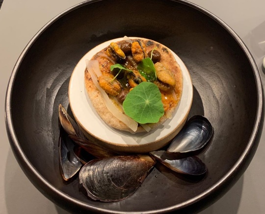 강남 신사동 조셉리저우드 '에빗'