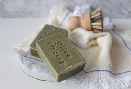 스페인 – 바닷가에서 샤워하다 비누 쓰면 벌금