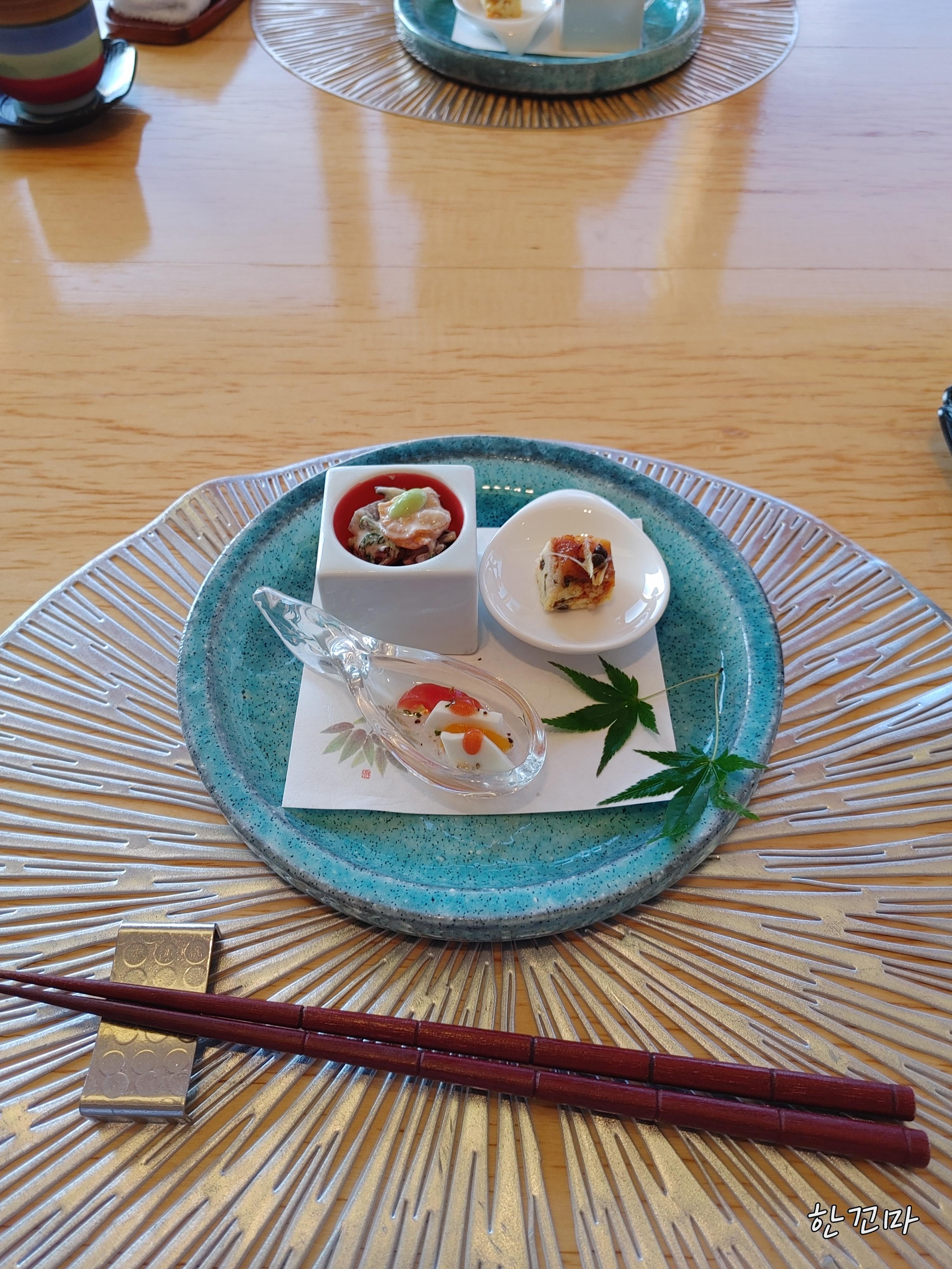 모모야마애피타이저