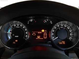 푸조3008, 푸조 3008 하이브리드, 2025푸조, 하이브리드SUV, 푸조연비, 푸조가격, 프랑스SUV, 친환경차, 수입SUV, 푸조실내