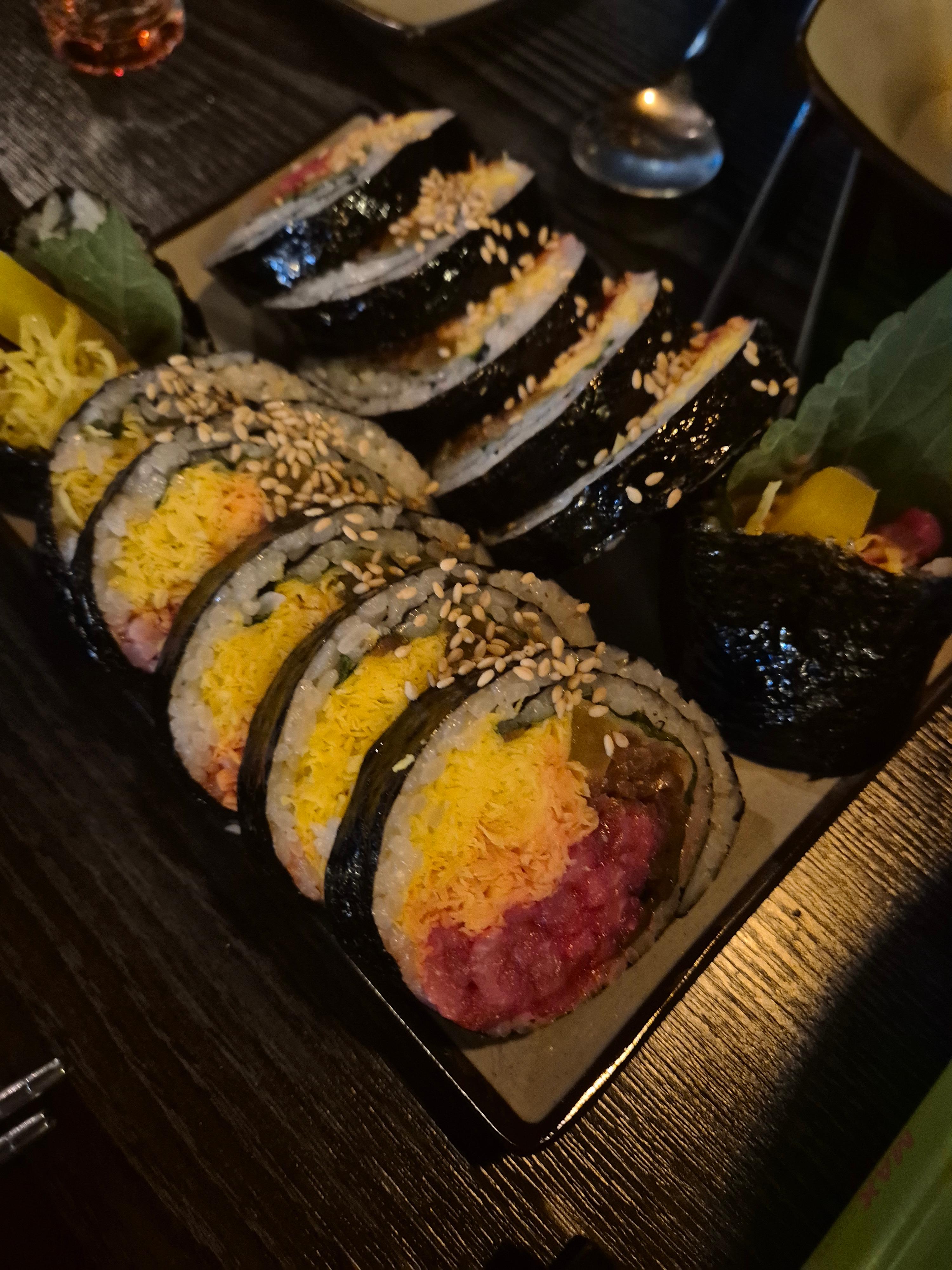 사람냄새 육회김밥
