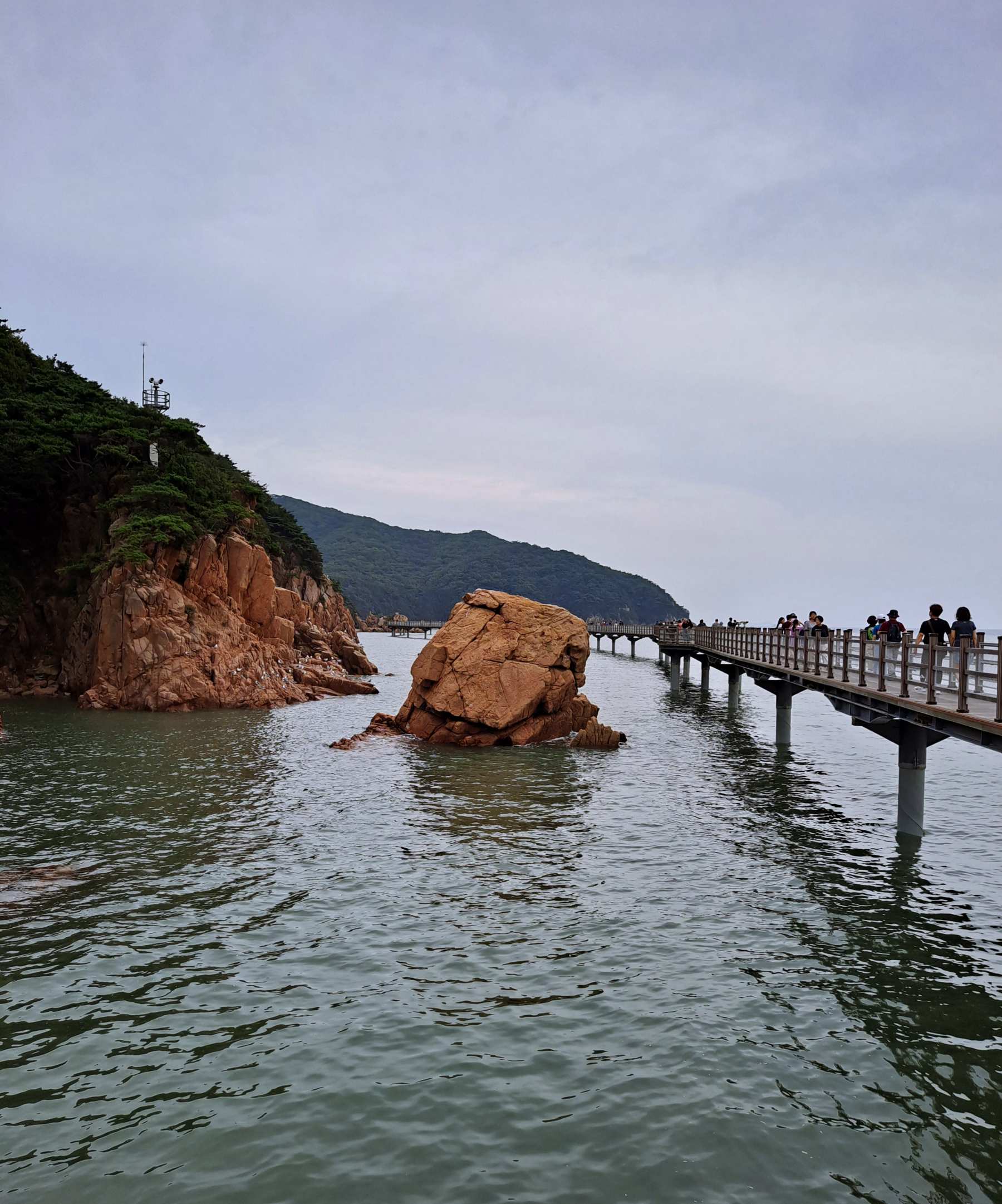 사자바위도 잠기다