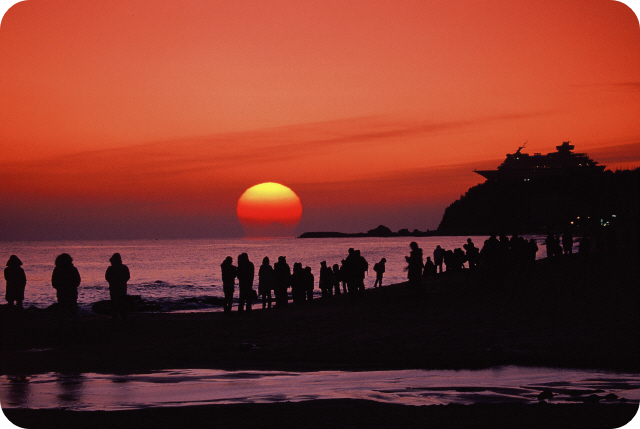 강원도 강릉 정동진 해변 새해 일출 해돋이 명소/출처:강원도민일보