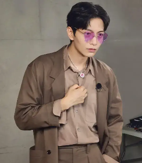 배우-이민기-사진