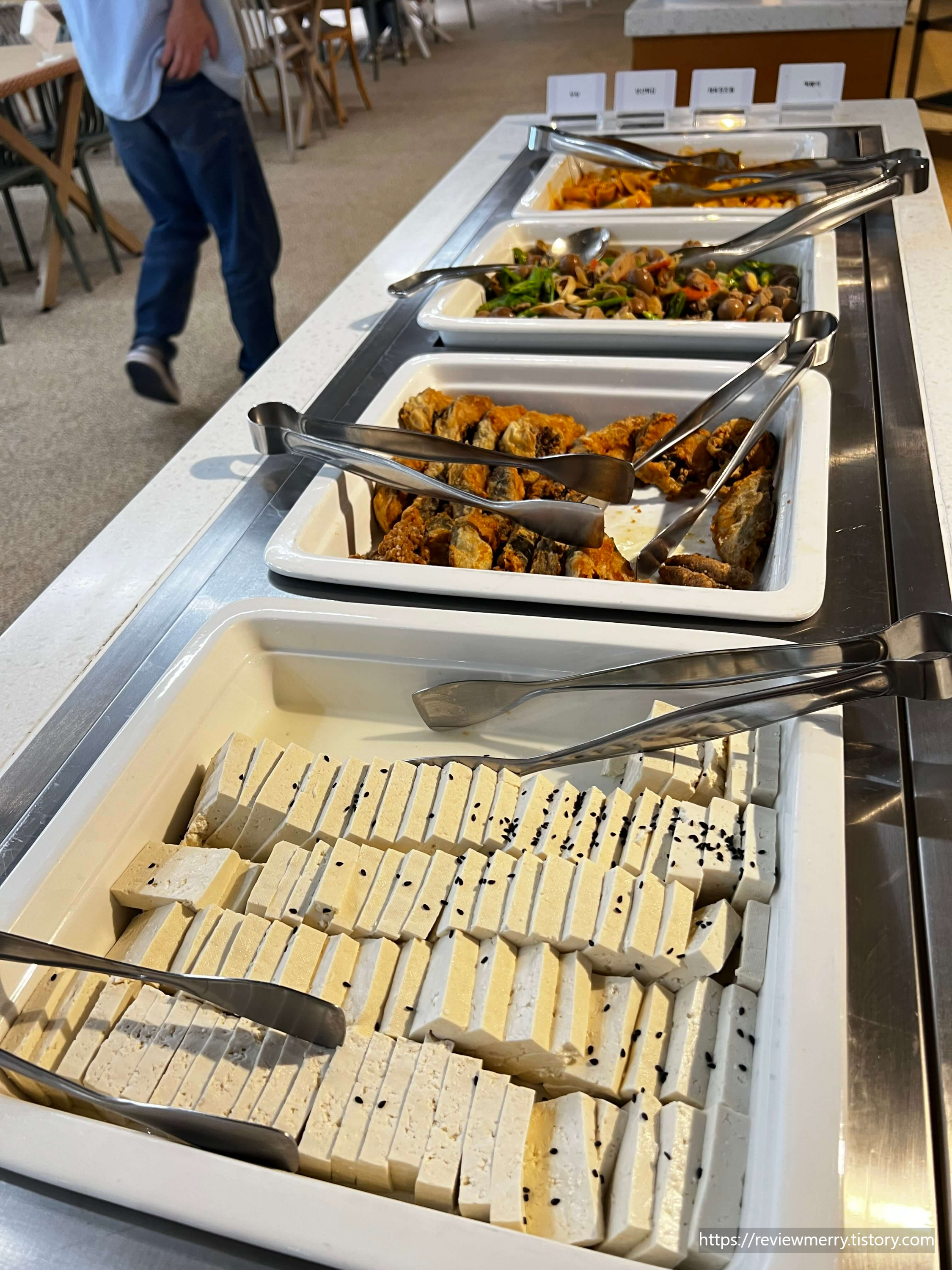 한식 뷔페사진