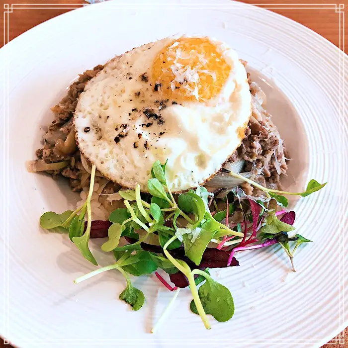고두심이 좋아서 부여 백마강 표고버섯 묵삼합 맛집