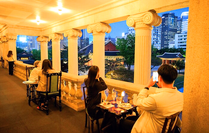 덕수궁 밤의 석조전