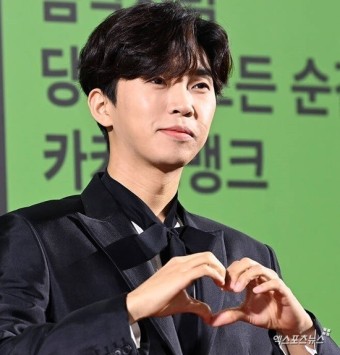 임영웅 콘서트 굿즈몰 영웅이 보러 가는데 빈손?