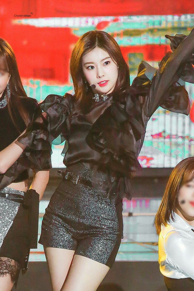 아이즈원 강혜원 몸매 키
