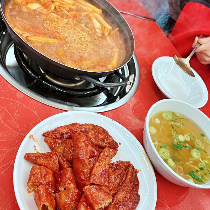 생방송 오늘저녁 사당 이수 놀면뭐하니 유재석 신동엽 단골 즉석 떡볶이 맛집