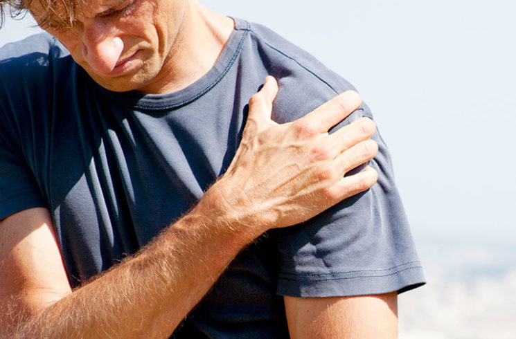 어깨충돌증후군 증상 원인 치료법 알아보기