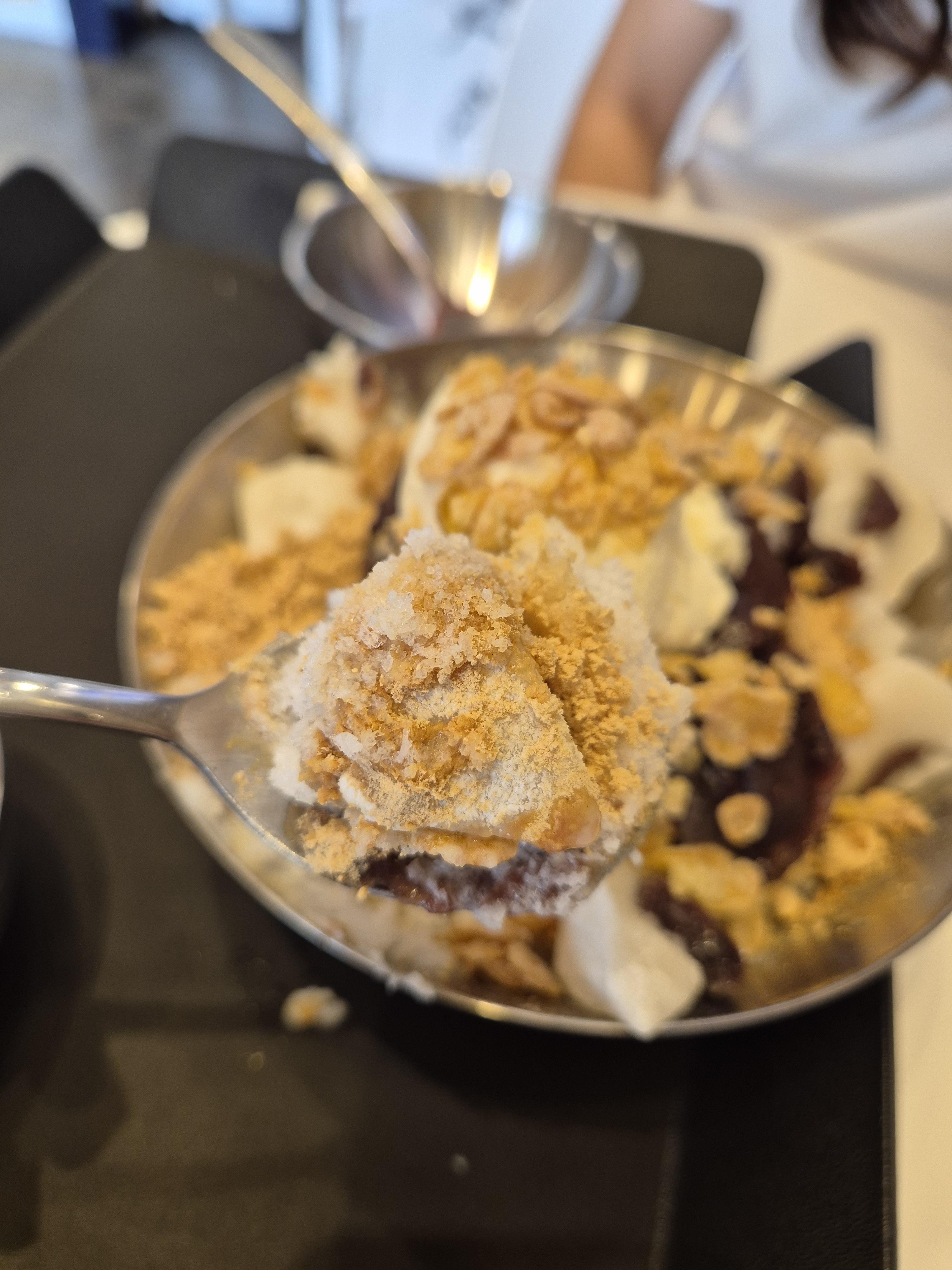 원내동 수호카페 팥빙수 맛있다! 시원하다!