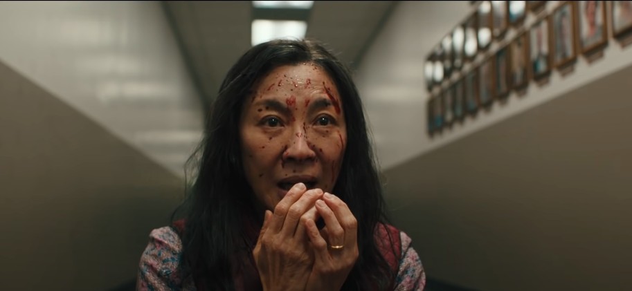 [멀티버스 영화추천] 양자경&#44; 제이미 리 커티스 출연 영화 에브리씽 에브리웨어 올 앳 원스 줄거리&#44; 결말&#44; 리뷰