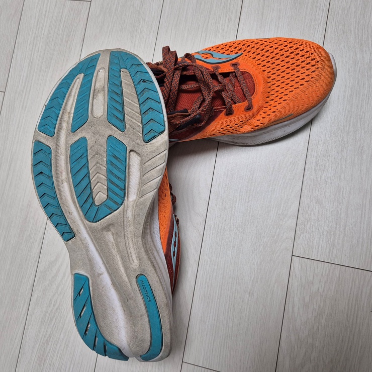 라이드16 1년 실착 후