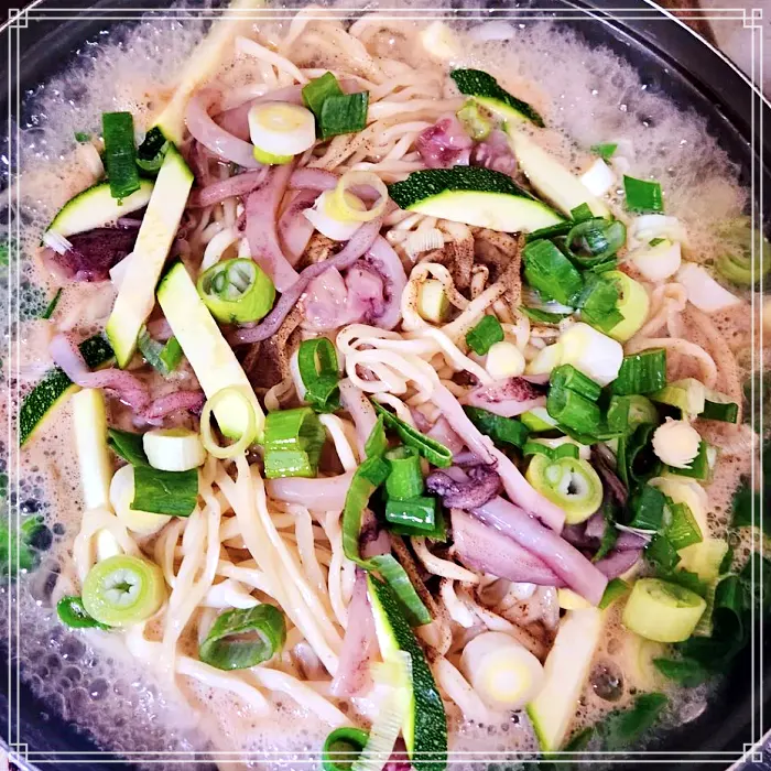 Pick Up! 트렌드 스페셜 춘천, 강촌, 레일바이크 해물 칼국수, 떡갈비 맛집