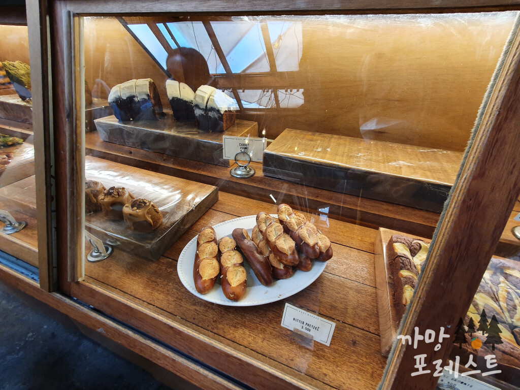 러스트 베이커리 빵 6