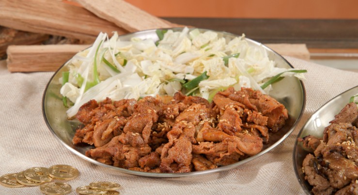 6시내고향 가은아자개장터 약돌돼지석쇠불고기