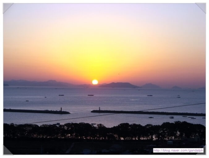 남해 독일마을 물건항 해돋이