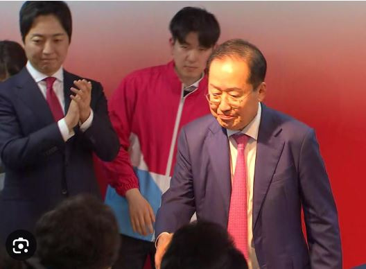 이성배 아나운서 홍준표