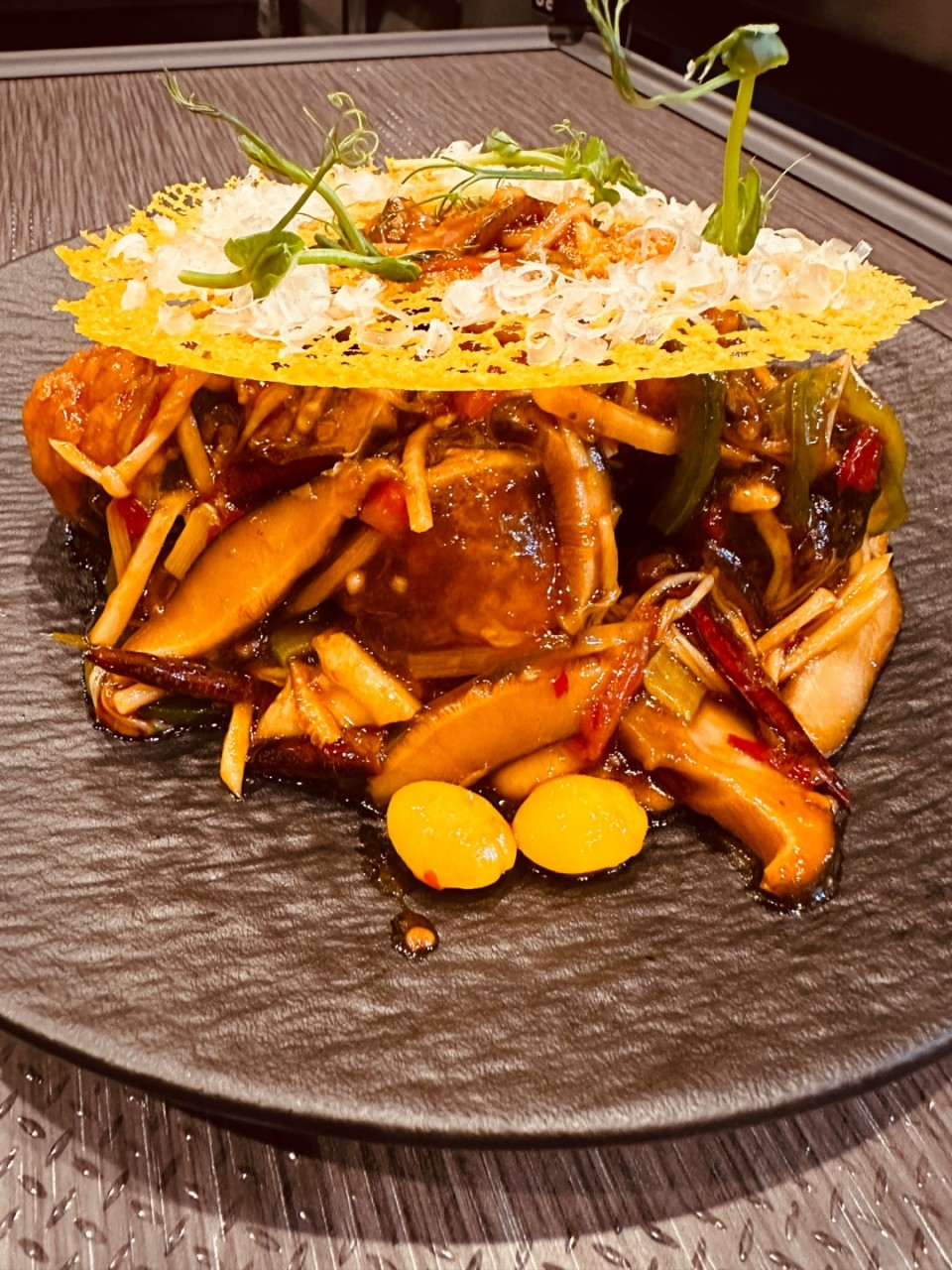 신홍러우
