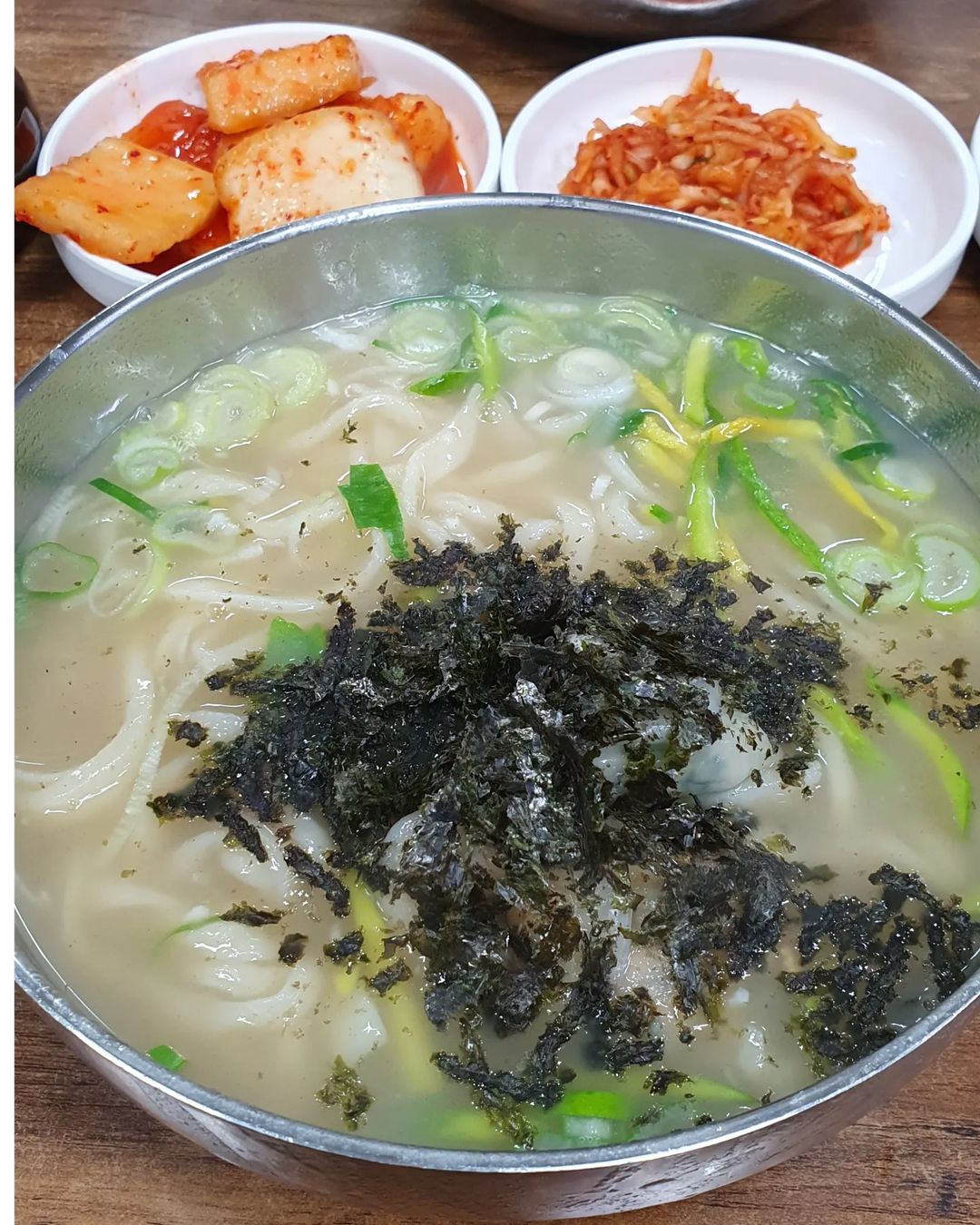 광명 시장 맛집 추천 생방송투데이 향수를 오롯이 담아낸 잔치 국수 손칼국수 오늘방송 인생분식