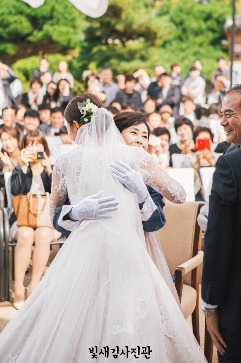 경원재 한옥 야외 결혼식 웨딩 본식스냅 42