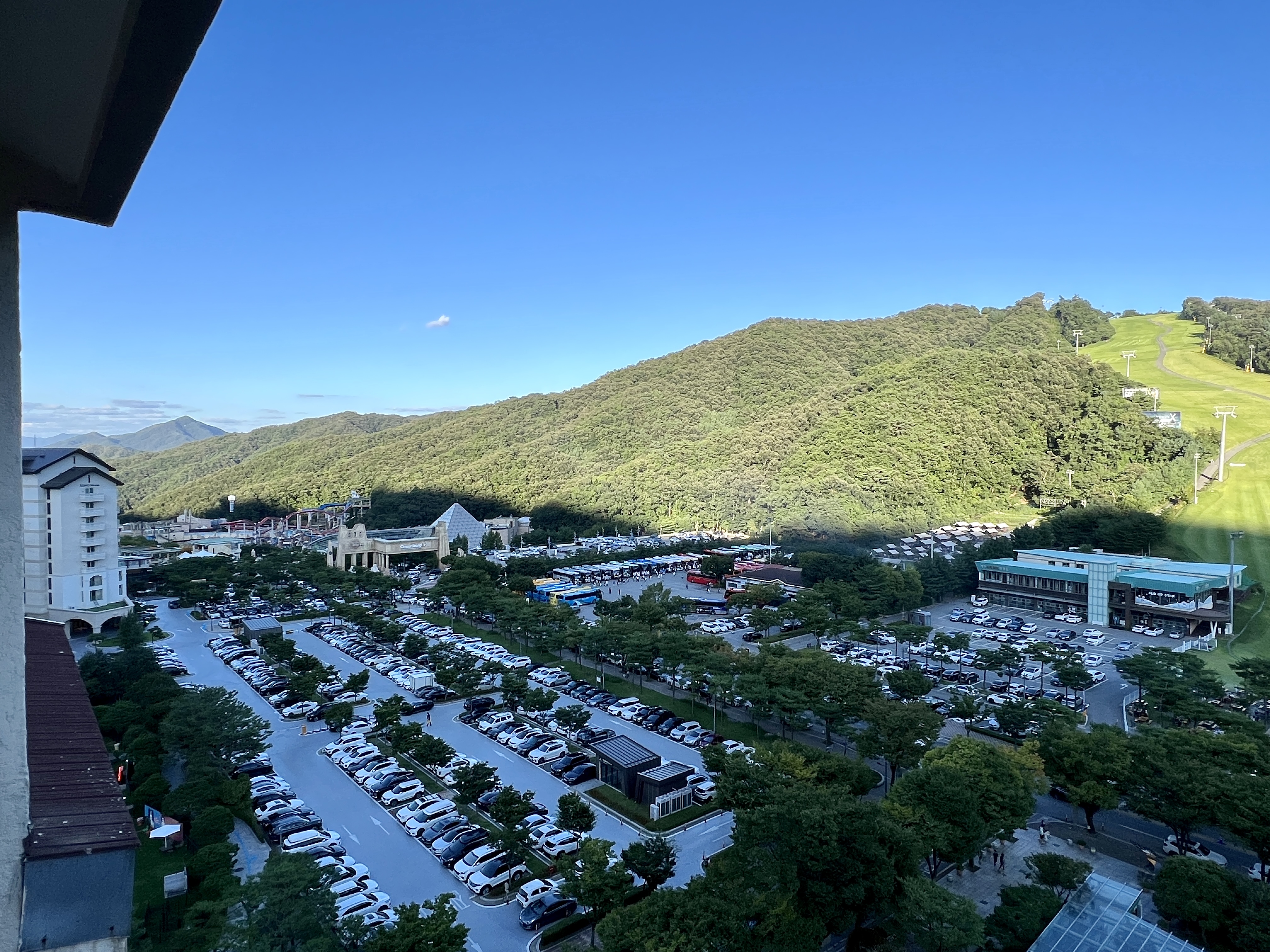 소노벨 C동 객실에서 바라본 오션월드 뷰