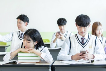 초중고 스마트폰 금지&amp;#44; 정말 학습에 도움될까 부모님 필독!