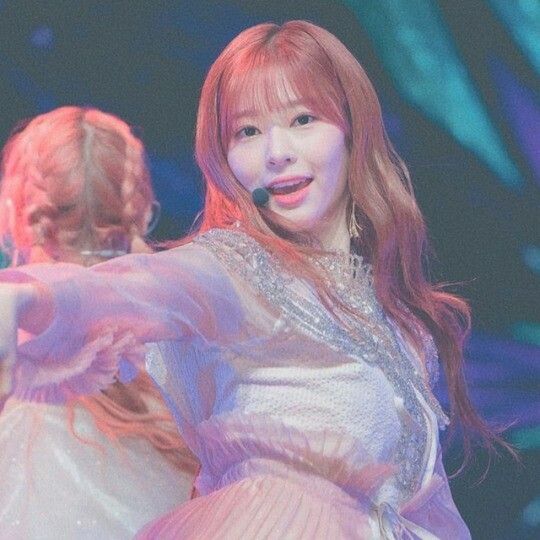 아이즈원 김민주 최애사진