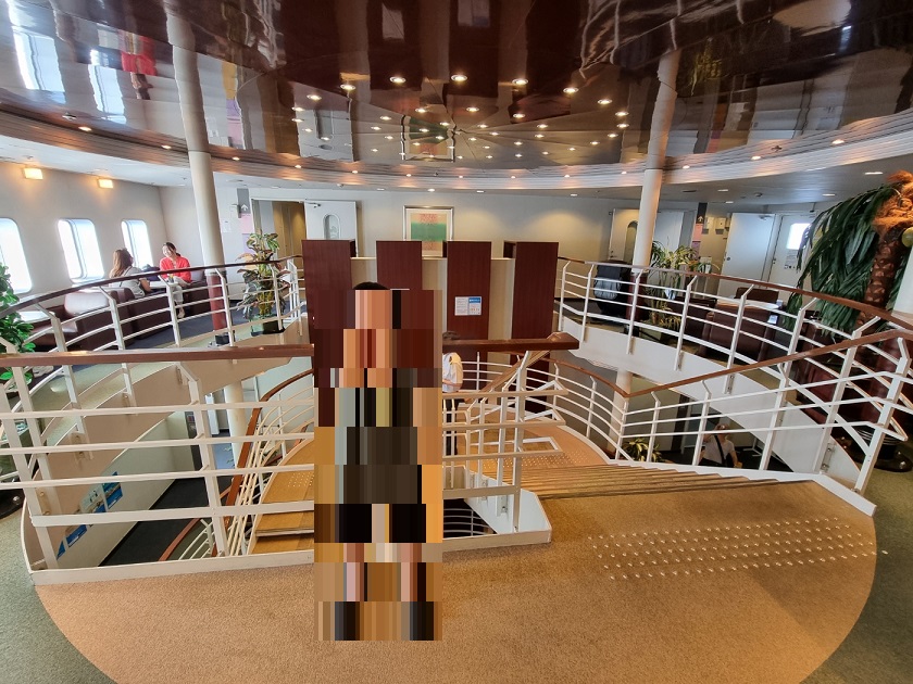 뉴카멜리아호-복도