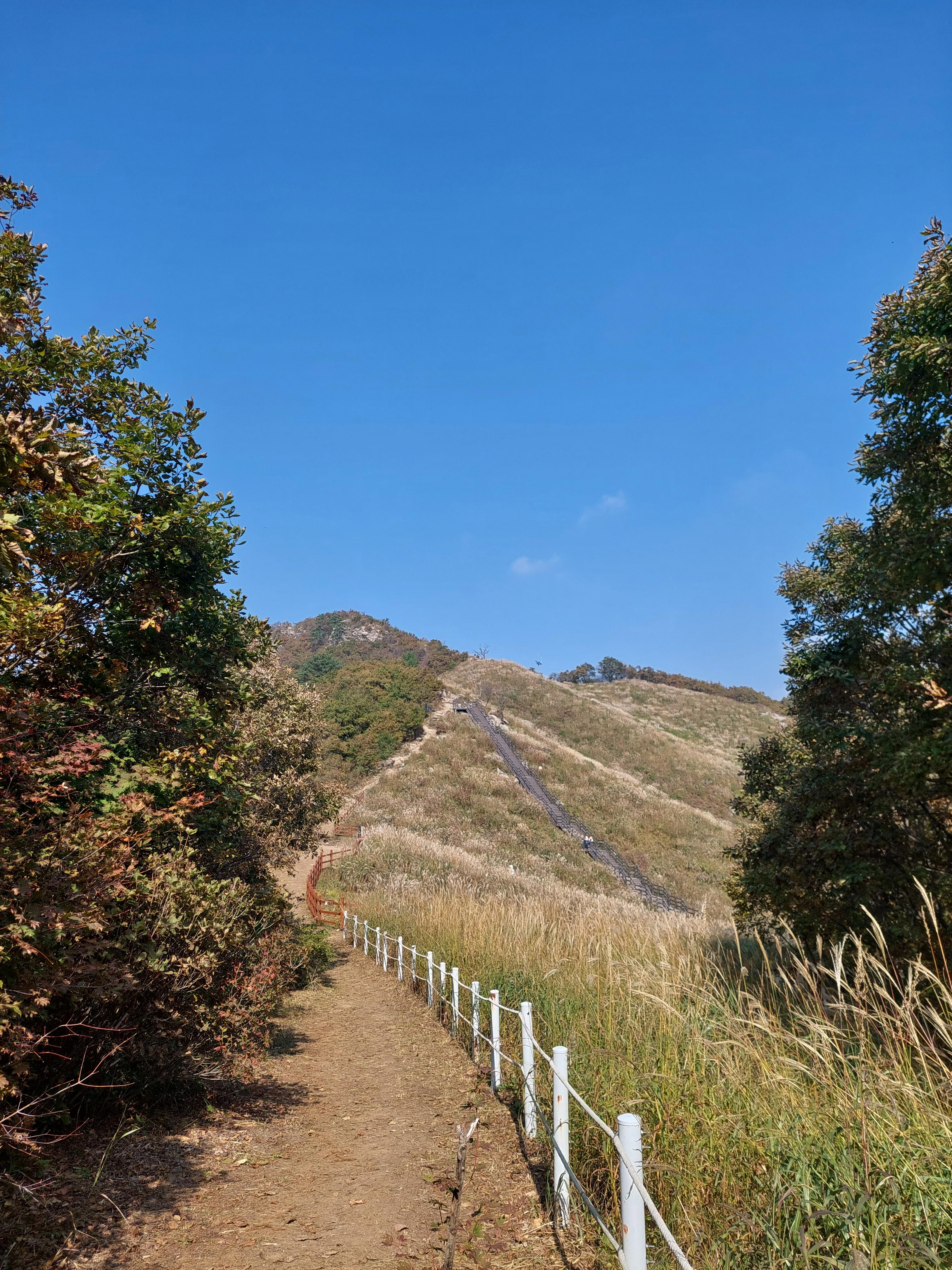 명성산