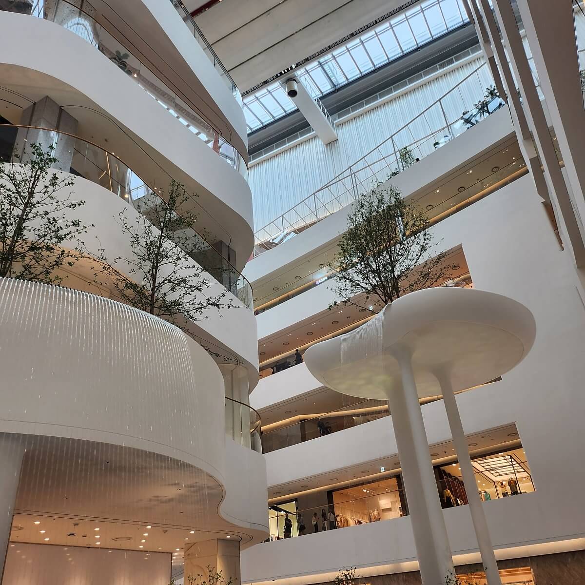 실내모습-더현대서울 출저