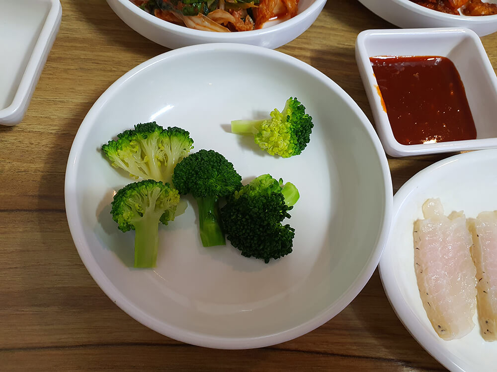 성남 마산 아구찜 반찬2