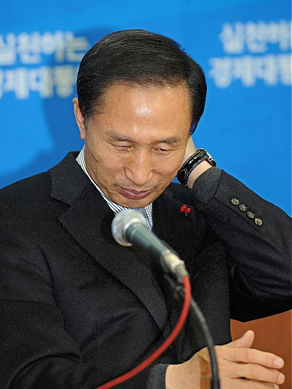 이명박