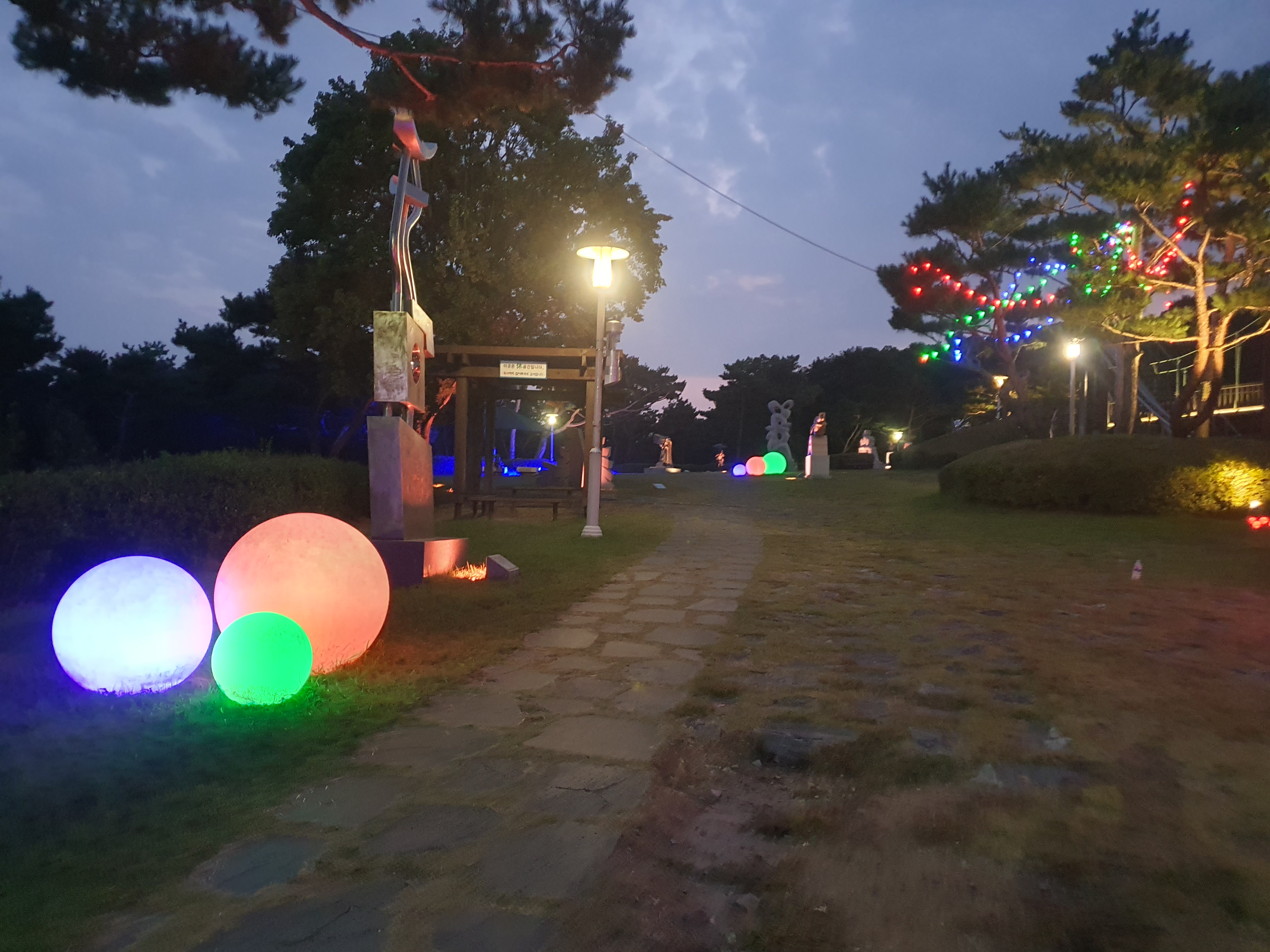 예산의 아름다운 보석, 예당호 풍경 활동 출렁다리 및 음악분수 정보