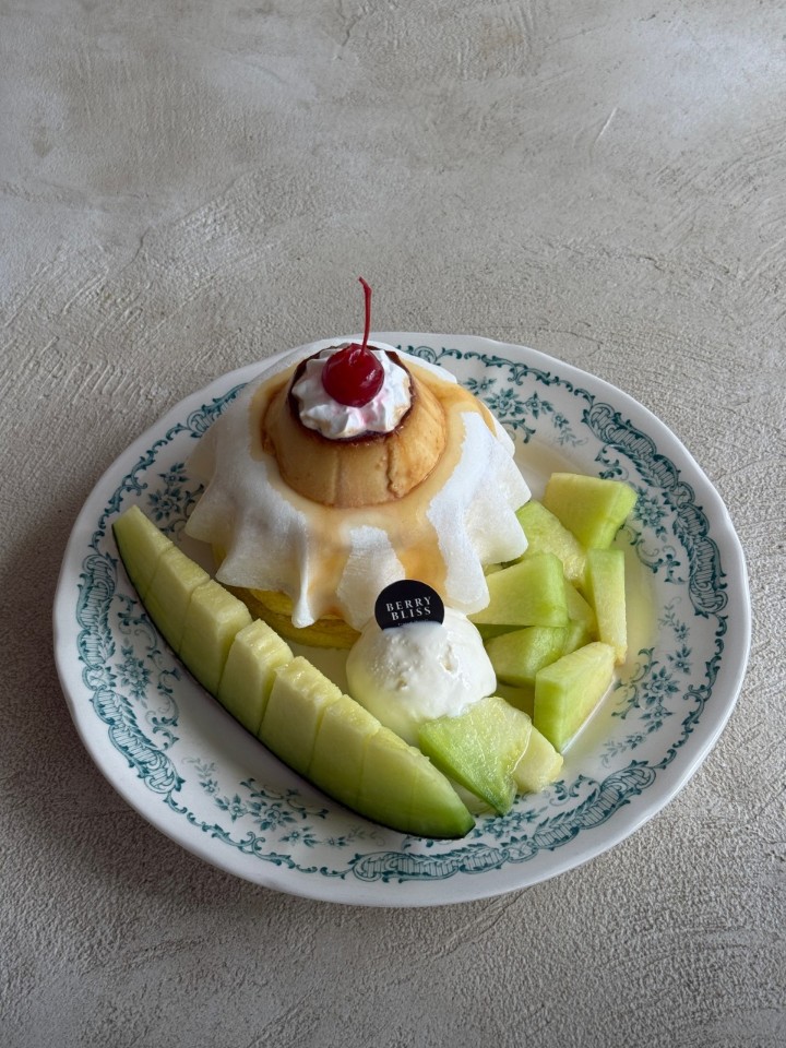 서교동 디저트 카페 베리블리스 솔직 후기, 인스타 인기 비밀은?