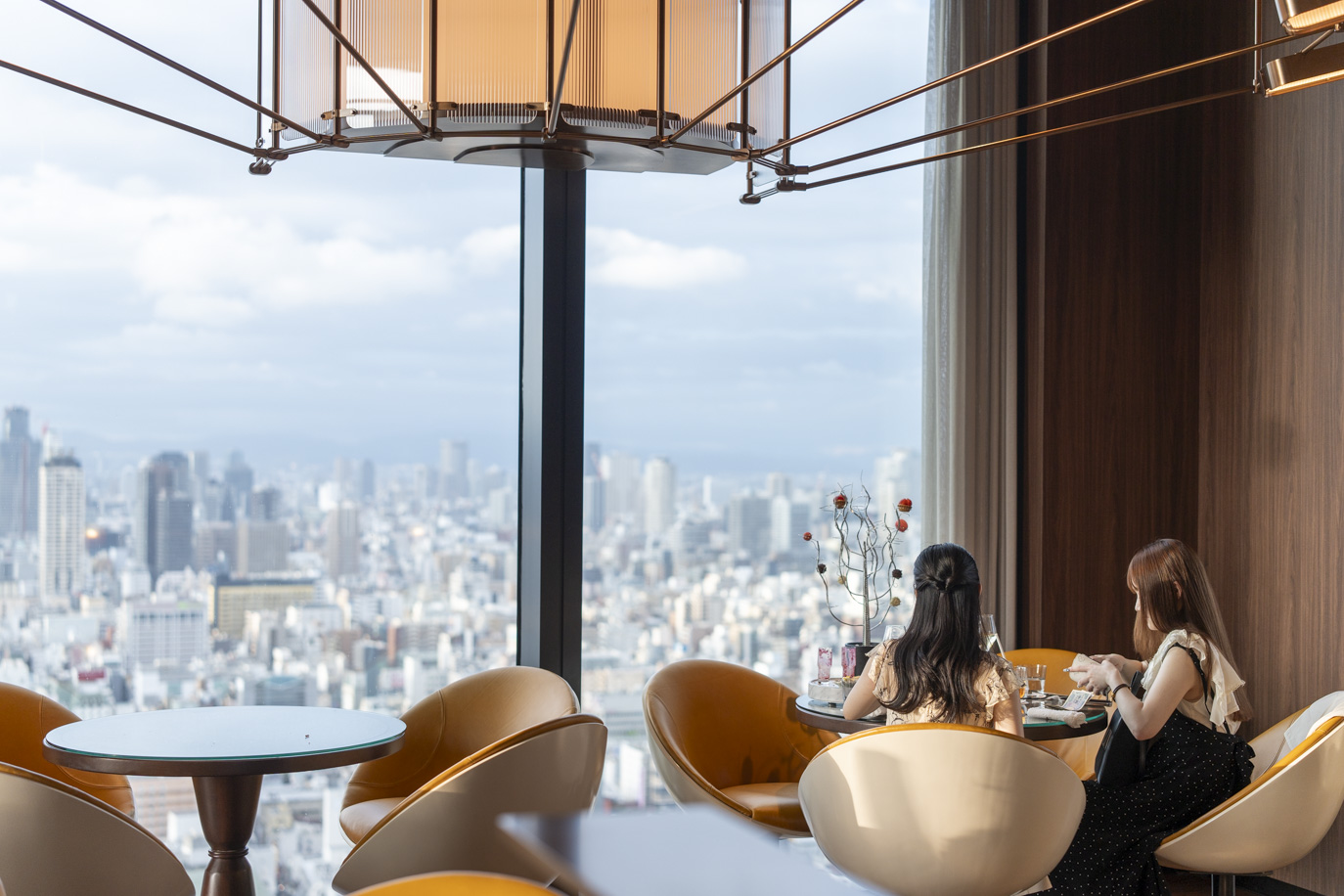 Original source photograph 145 for Osaka and Kansai Hotels: 36 Stay and Bathing Records, Plus 8 Official Introductions