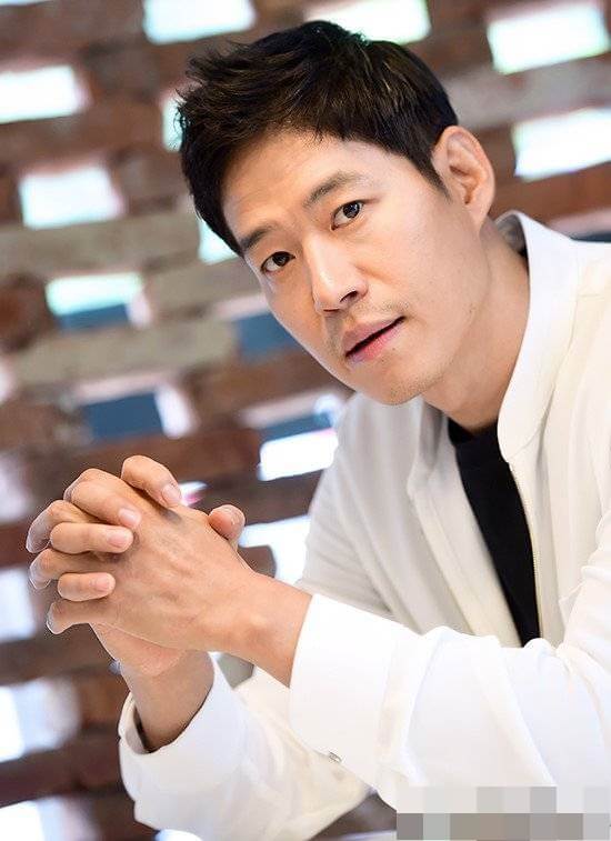 유준상 : 박진 역