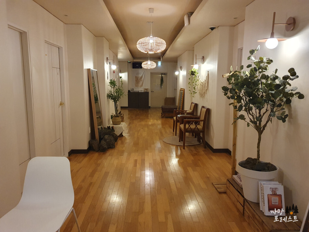 쿠주 소셜 하우스 복도