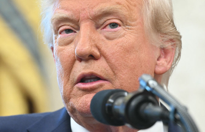 트럼프 파월 해고 압박 해임 연준 의장 해임권 미국 대통령 인사권 갈등 독립성 미국 중앙은행장 사례 법적 근거 Federal Reserve Chair removal 해고할 제롬