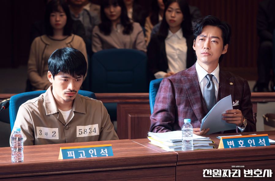 천원짜리 변호사 몇부작 웹툰