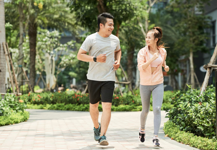 러닝하는 남자 여자