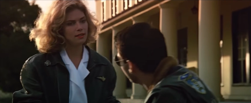 켈리 맥길리스 톰 크루즈