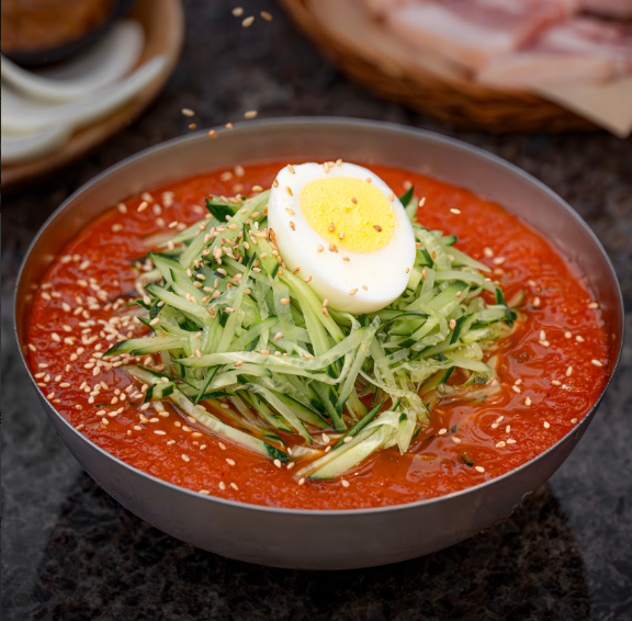 오늘N 퇴근후N 스테이크목살 오겹살 고추장육회 애호박찌개 용산 용리단길 남도돼지촌