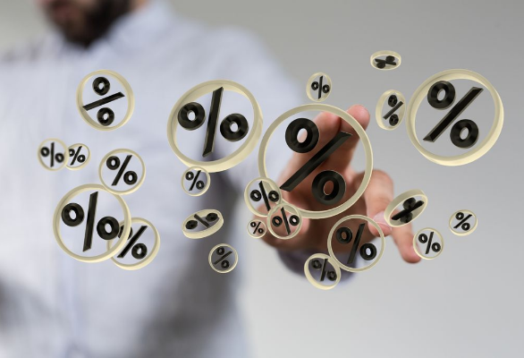 퍼센트가 잔뜩 쓰여있다.