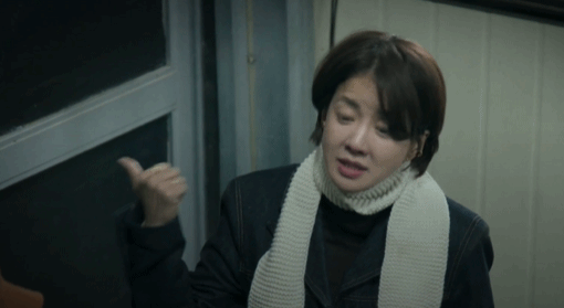 넷플릭스 좀비버스 캐리하는 이시영